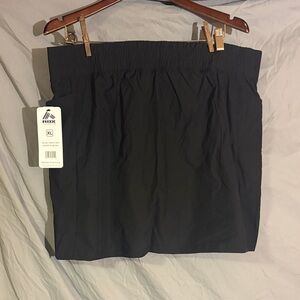 Reebok Black Elastic Waist Skirt